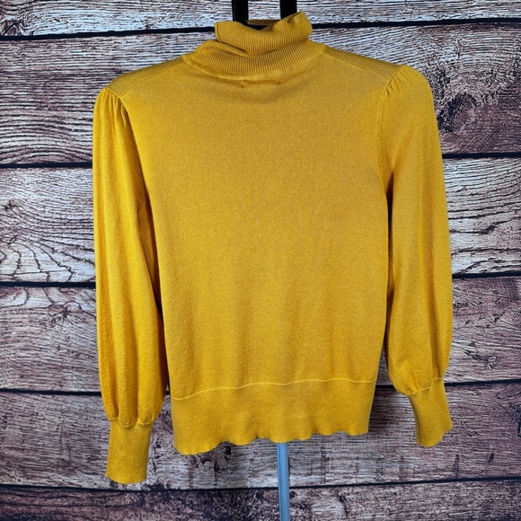 Cable & Gauge Mustard Yellow Turtleneck Sweater - Picture 4 of 7